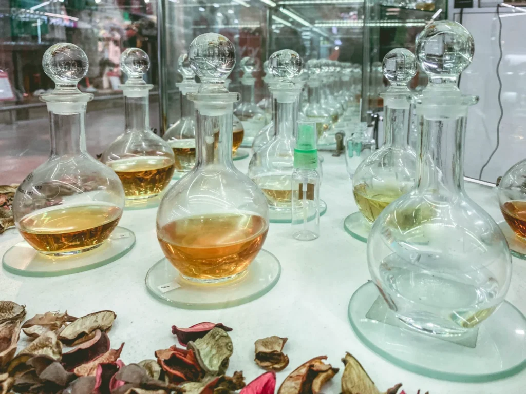 Criteria for Choosing the Right Wholesale Perfume Supplier