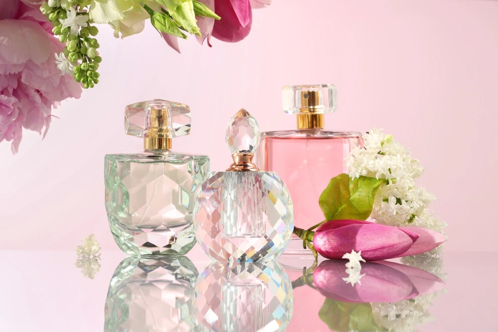 هل مشروع العطور ناجح؟ وهل تجارة العطور مربحة حقاً؟