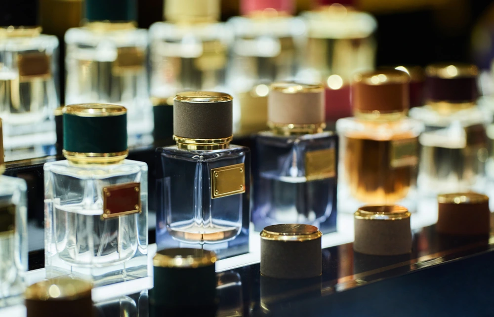 كيف نختار نوع العطر المناسب حسب السوق أو الاستخدام؟