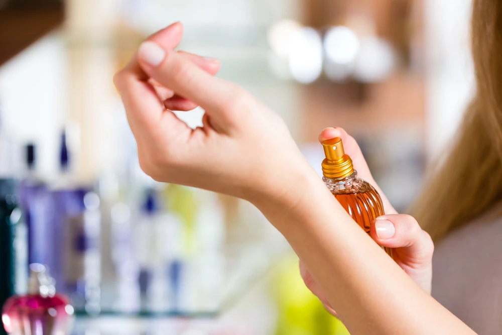 معايير اختيار أفضل موقع لبيع العطور والمعطرات بالجملة