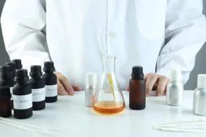 What Are Synthetic Ingredients in Perfume?